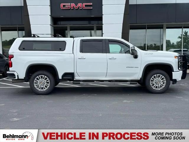 2022 Chevrolet Silverado 2500HD 4WD Crew Cab Standard Bed High Country for sale in Troy, MO