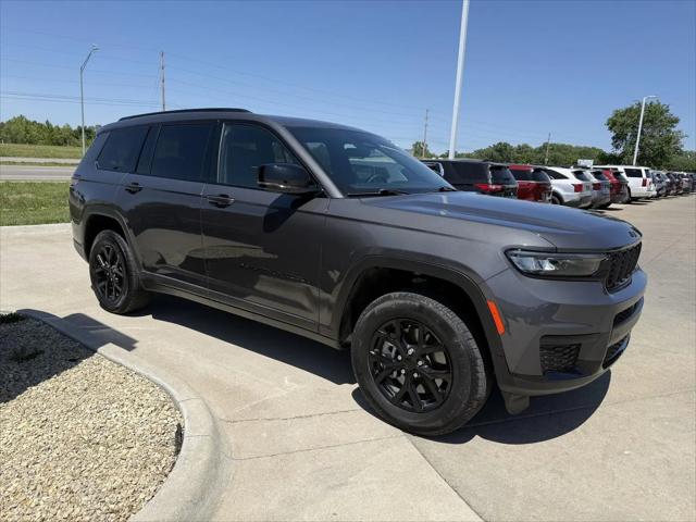 2025 Jeep Grand Cherokee L Altitude X 4x4