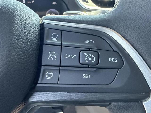 2025 Jeep Grand Cherokee L Altitude X 4x4