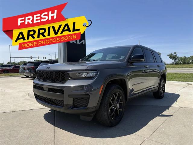 2025 Jeep Grand Cherokee L Altitude X 4x4 for sale in Manhattan, KS