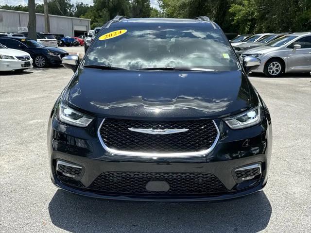 2024 Chrysler Pacifica Pinnacle AWD