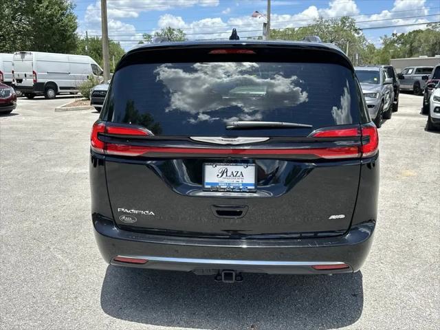 2024 Chrysler Pacifica Pinnacle AWD