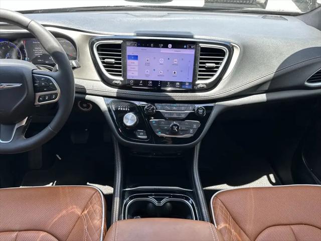 2024 Chrysler Pacifica Pinnacle AWD
