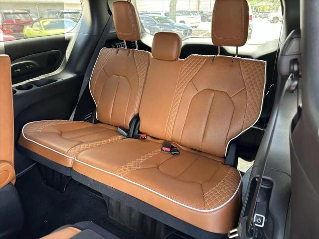 2024 Chrysler Pacifica Pinnacle AWD