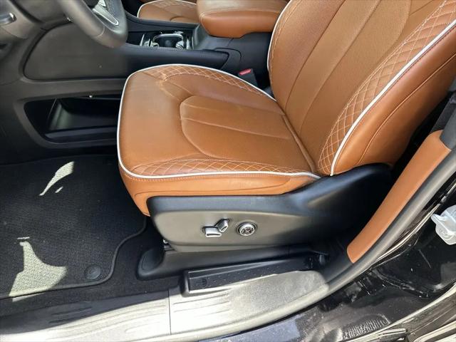 2024 Chrysler Pacifica Pinnacle AWD
