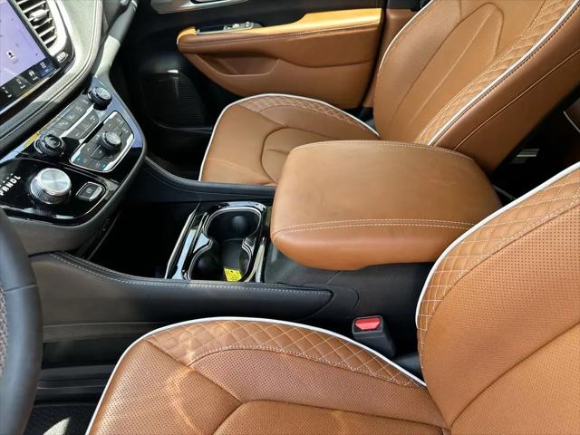 2024 Chrysler Pacifica Pinnacle AWD