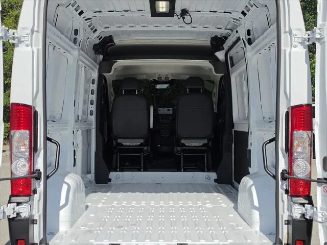 2026 Ram ProMaster Cargo Van Tradesman High Roof 136" WB w/Pass Seat