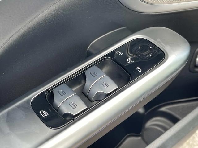 2025 Mercedes-Benz C-CLASS C 300 C 300
