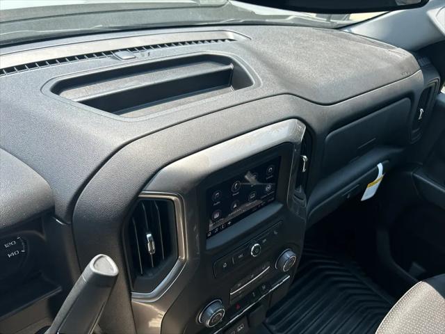 2025 Chevrolet Silverado 2500HD 4WD Crew Cab Standard Bed Custom
