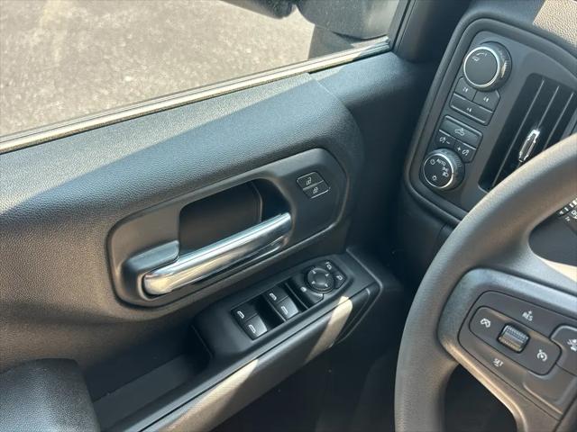 2025 Chevrolet Silverado 2500HD 4WD Crew Cab Standard Bed Custom