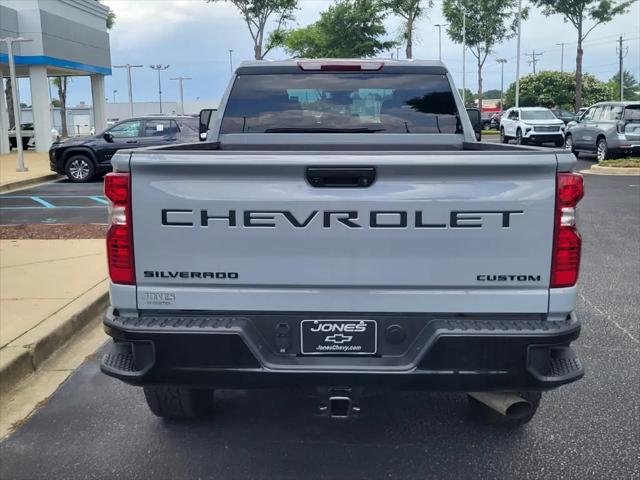 2025 Chevrolet Silverado 2500HD 4WD Crew Cab Standard Bed Custom