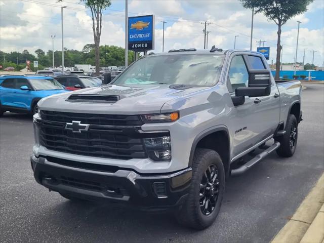 2025 Chevrolet Silverado 2500HD 4WD Crew Cab Standard Bed Custom