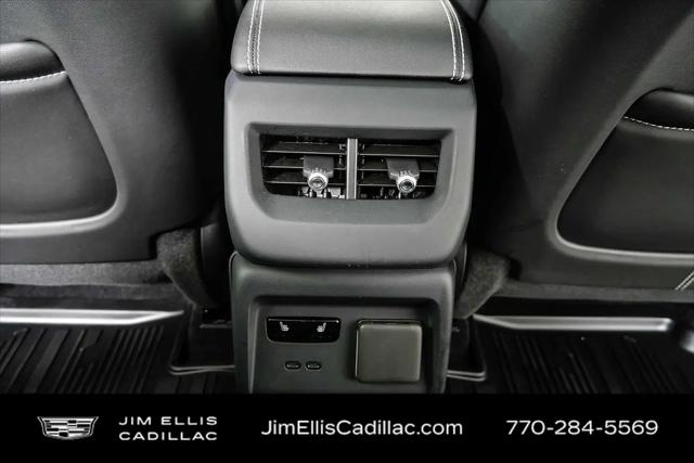 2025 Cadillac iQ Luxury 2 AWD
