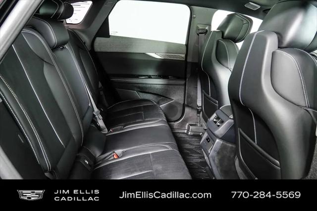 2025 Cadillac iQ Luxury 2 AWD