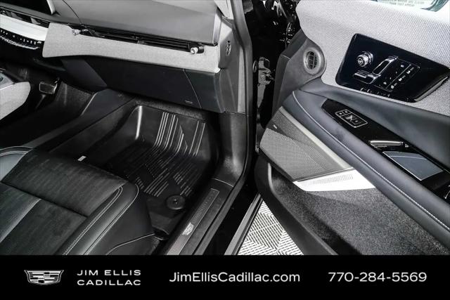 2025 Cadillac iQ Luxury 2 AWD