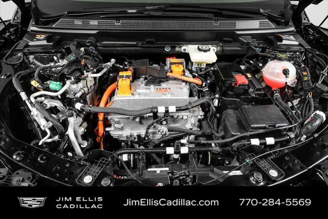 2025 Cadillac iQ Luxury 2 AWD