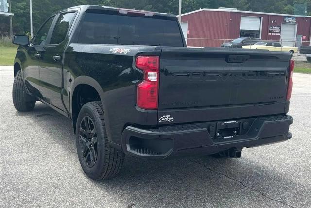2026 Chevrolet Silverado 1500 4WD Crew Cab Short Bed Custom