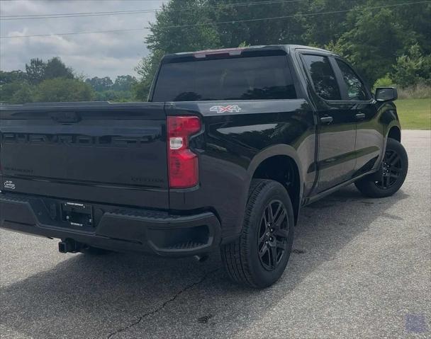 2026 Chevrolet Silverado 1500 4WD Crew Cab Short Bed Custom