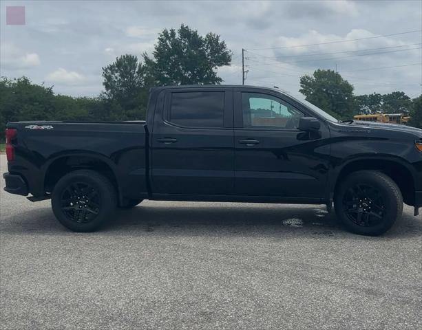 2026 Chevrolet Silverado 1500 4WD Crew Cab Short Bed Custom