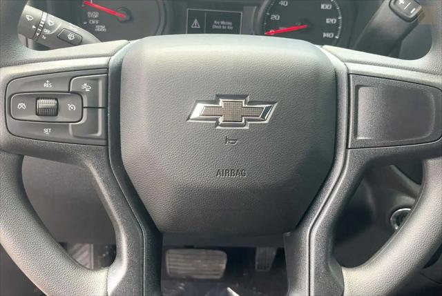 2026 Chevrolet Silverado 1500 4WD Crew Cab Short Bed Custom