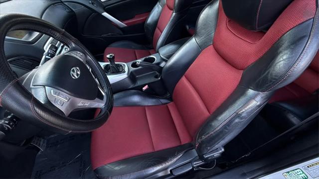 2010 Hyundai Genesis Coupe 2.0T Track