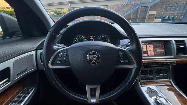 2015 Jaguar XF 2.0T Premium