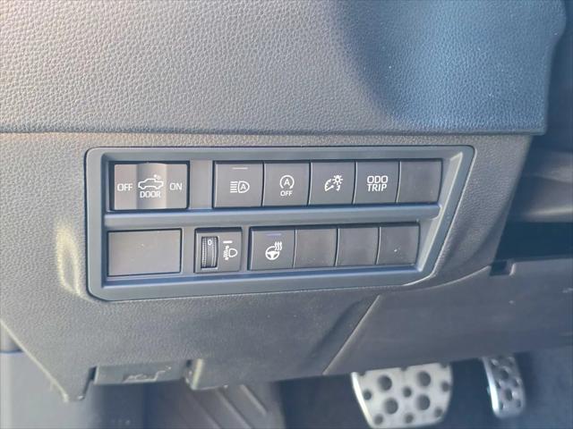 2026 Toyota Tundra SR5 CrewMax 5.5' Bed