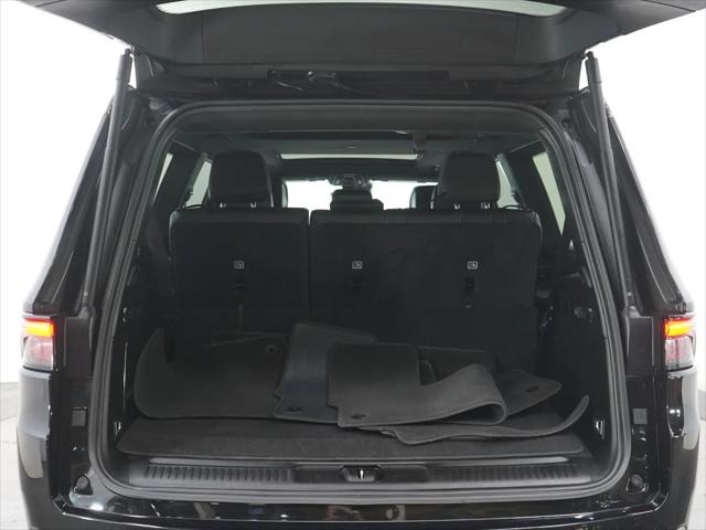 2024 Jeep Wagoneer Series II Carbide