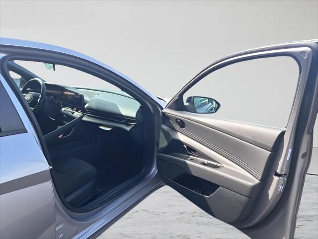 2026 Hyundai Elantra Hybrid SEL Sport