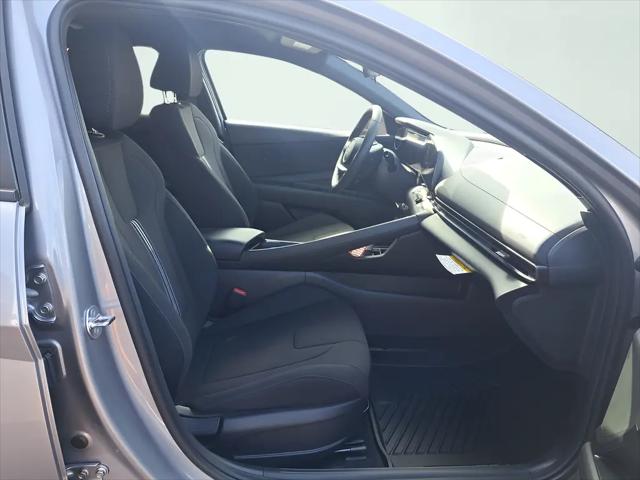 2026 Hyundai Elantra Hybrid SEL Sport