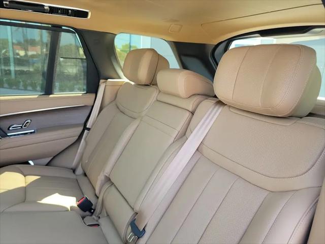 2026 Land Rover Range Rover P530 Autobiography