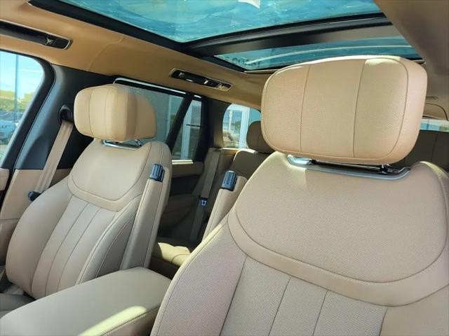 2026 Land Rover Range Rover P530 Autobiography
