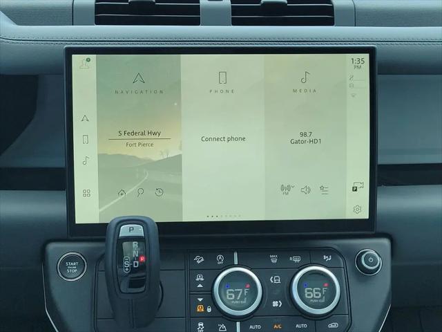 2026 Land Rover Defender P400 X-Dynamic SE