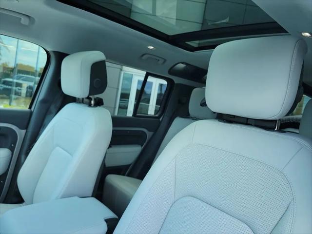 2026 Land Rover Defender P400 X-Dynamic SE