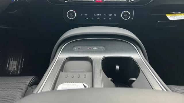 2026 Hyundai Palisade Hybrid Blue SEL 8P