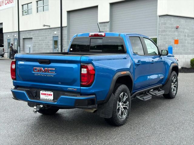 2024 GMC Canyon 4WD AT4