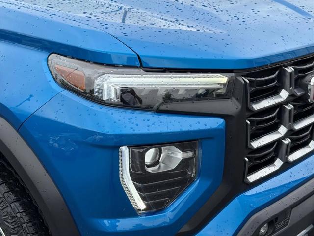 2024 GMC Canyon 4WD AT4