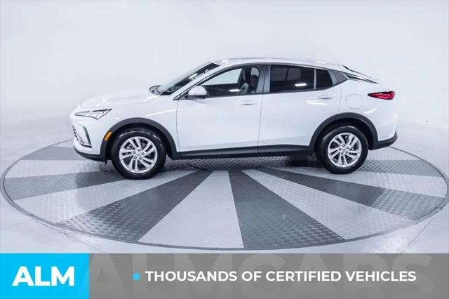 2025 Buick NV Preferred FWD