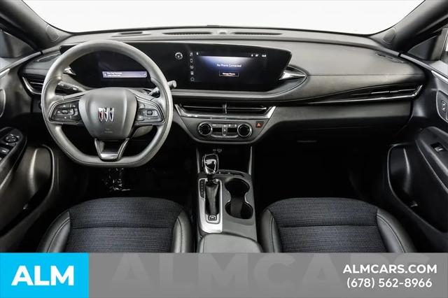 2025 Buick NV Preferred FWD