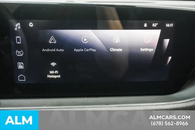 2025 Buick NV Preferred FWD