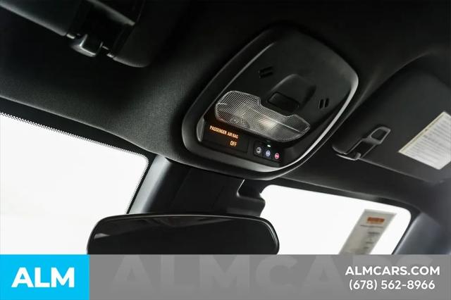 2025 Buick NV Preferred FWD