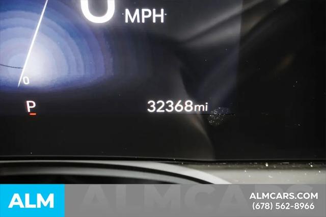 2025 Buick NV Preferred FWD