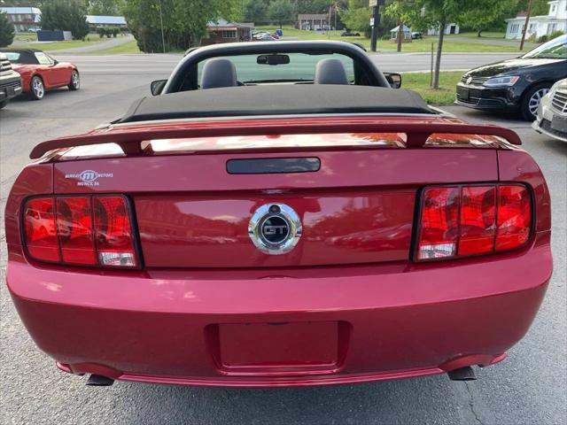 2007 Ford Mustang GT Deluxe
