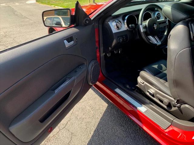 2007 Ford Mustang GT Deluxe