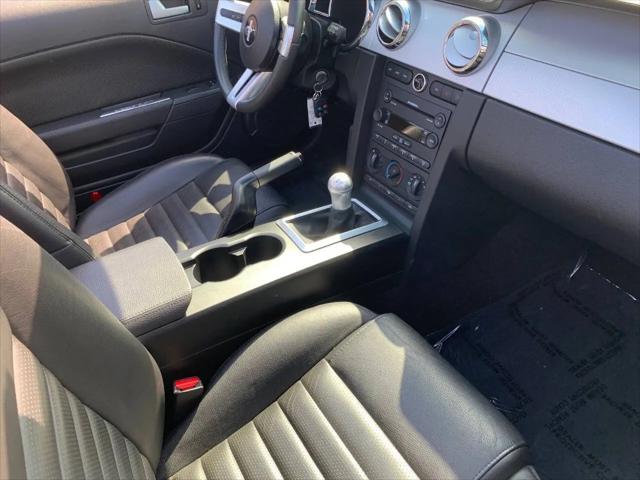 2007 Ford Mustang GT Deluxe