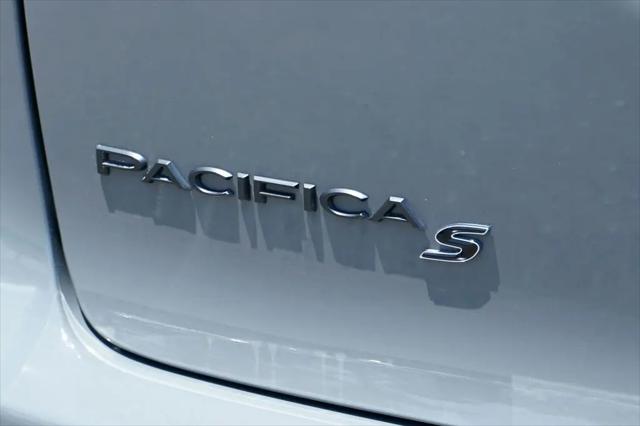 2022 Chrysler Pacifica Hybrid Limited