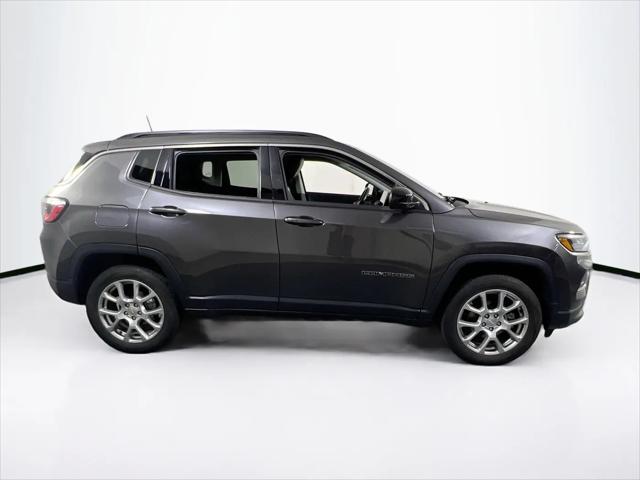 2022 Jeep Compass Latitude Lux 4x4