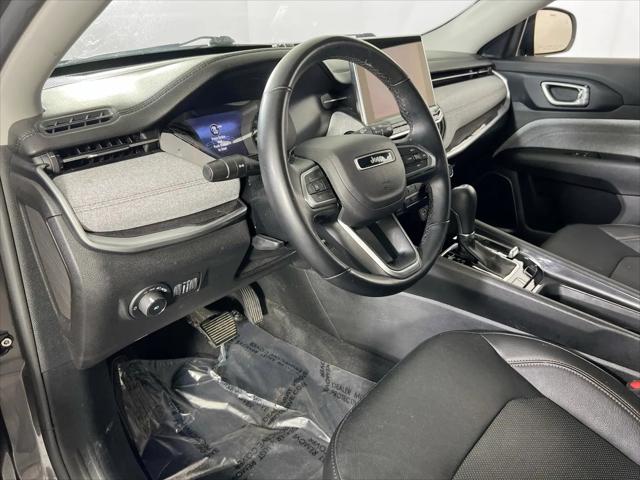 2022 Jeep Compass Latitude Lux 4x4