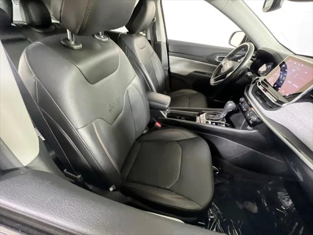 2022 Jeep Compass Latitude Lux 4x4