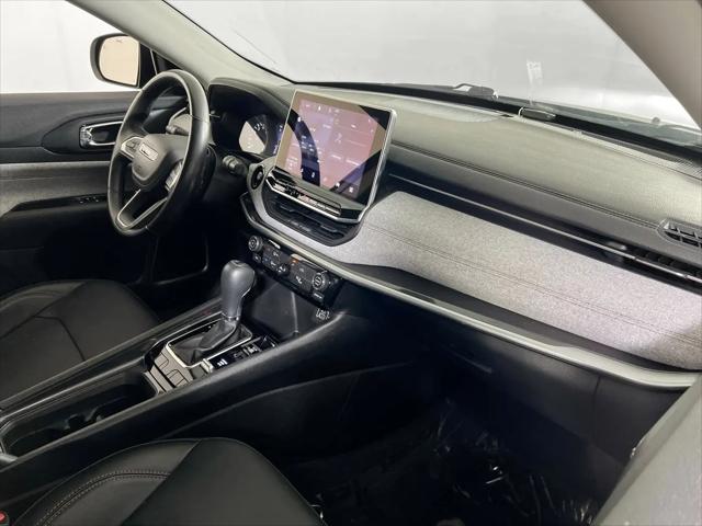 2022 Jeep Compass Latitude Lux 4x4
